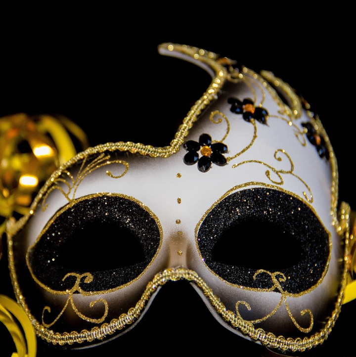 Prom group heading to a limousine